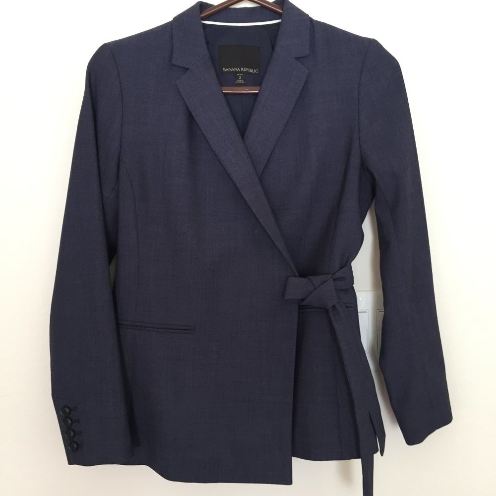 Banana Republic blazer classic sz 2 P blue